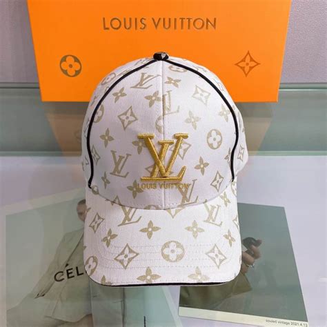 cappellino con visiera louis vuitton|Moda autunno 2024: cappelli eleganti e cool da comprare.